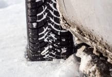 Kodėl padangos internetu pigiau kainuos nei perkant parduotuvėje?